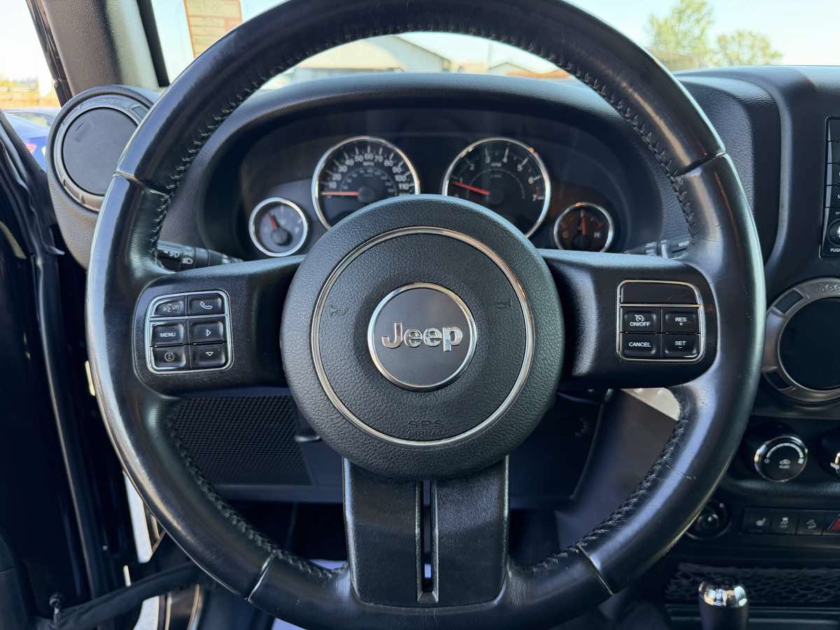 Used 2018 Jeep Wrangler Sport w/ Quick Order Package 24S AWD/4WD image 17