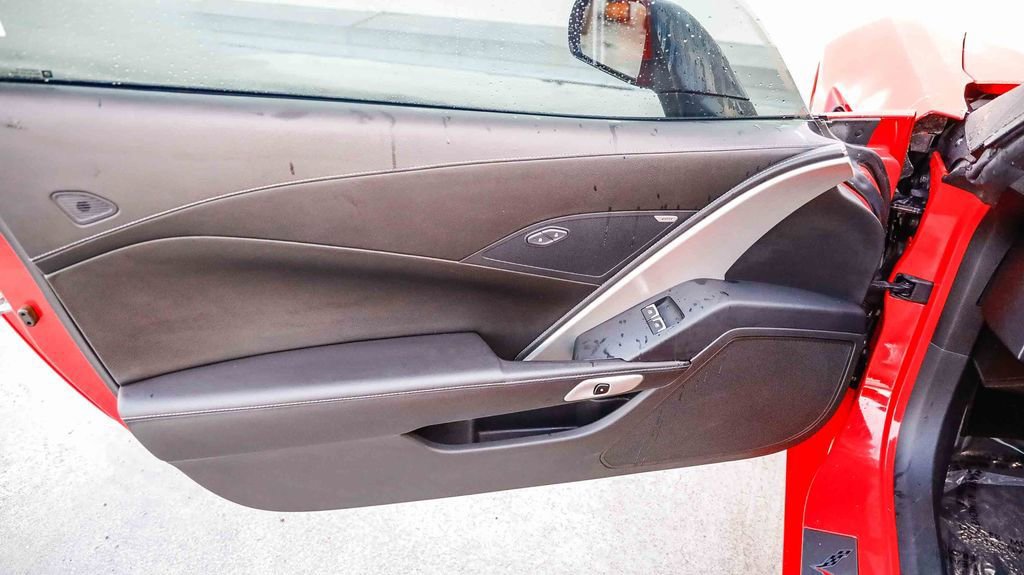 Used 2016 Chevrolet Corvette Stingray Coupe w/ Carbon Flash Badge Package image 22