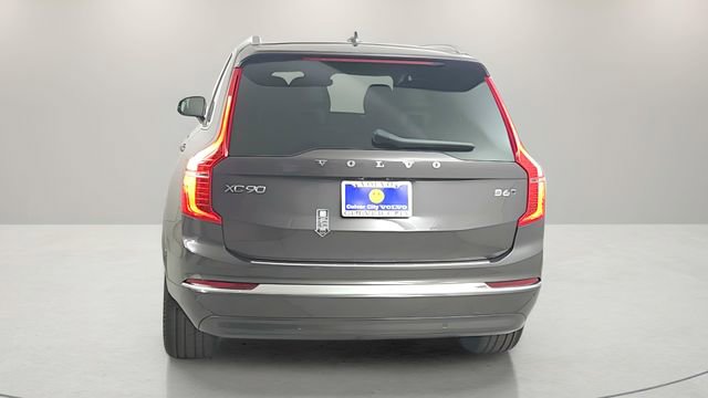 Used 2025 Volvo XC90 B6 Ultra w/ Protection Package Premier AWD/4WD image 6