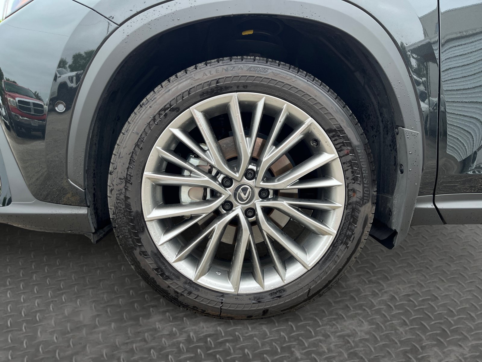 Used 2025 Lexus NX 350h AWD w/ Luxury Package image 16