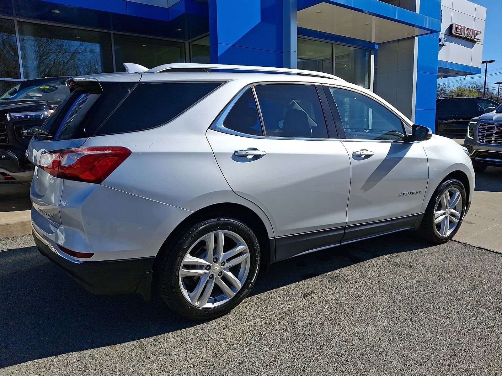 Used 2019 Chevrolet Equinox Premier image 6