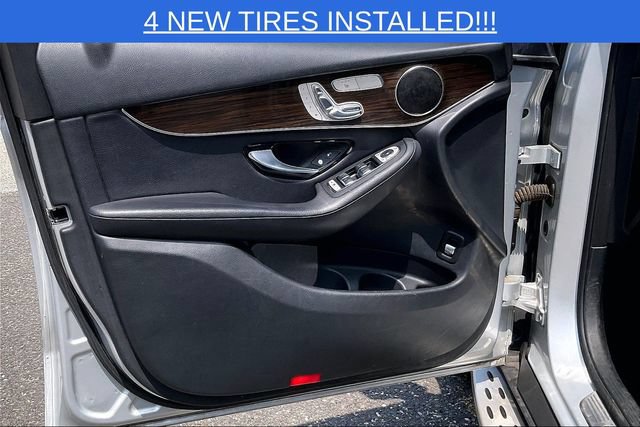 Used 2017 Mercedes-Benz GLC 300 4MATIC image 23