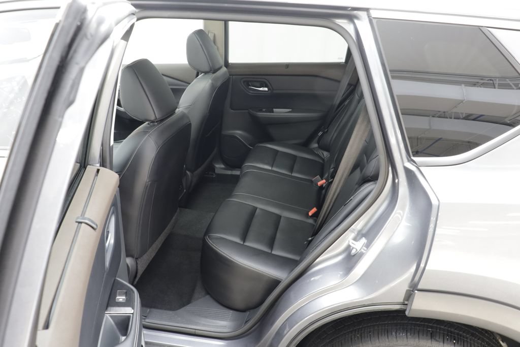 Used 2023 Nissan Rogue SL w/ SL Premium Package AWD/4WD image 15