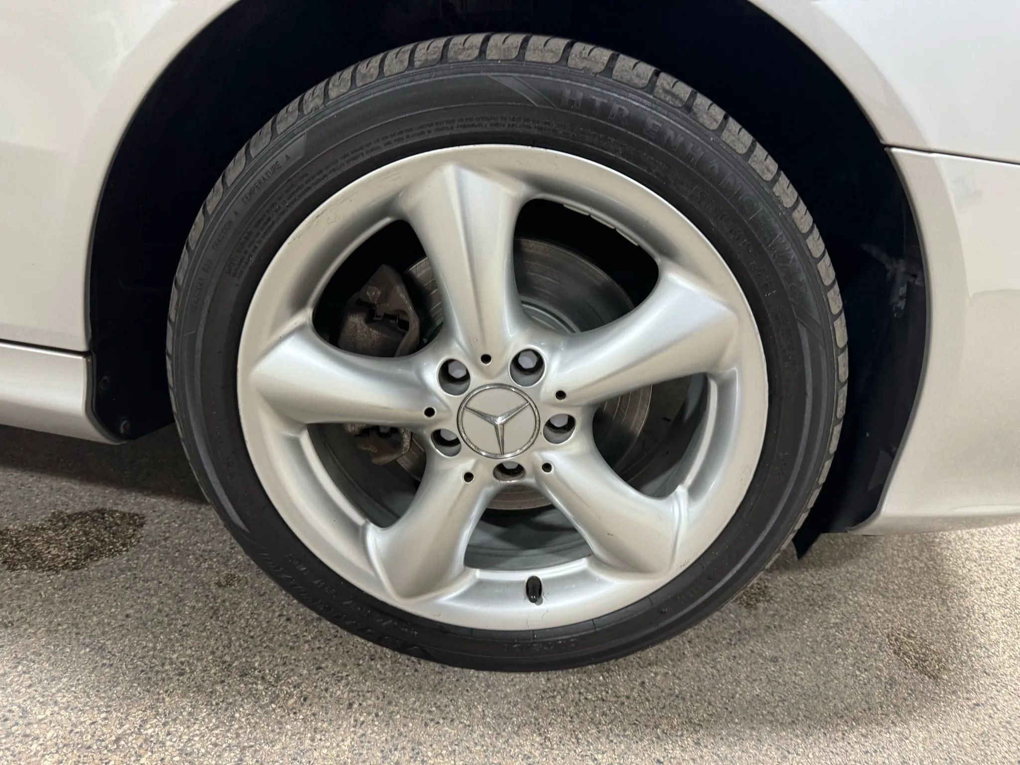 Used 2005 Mercedes-Benz CLK 320 Cabriolet image 71