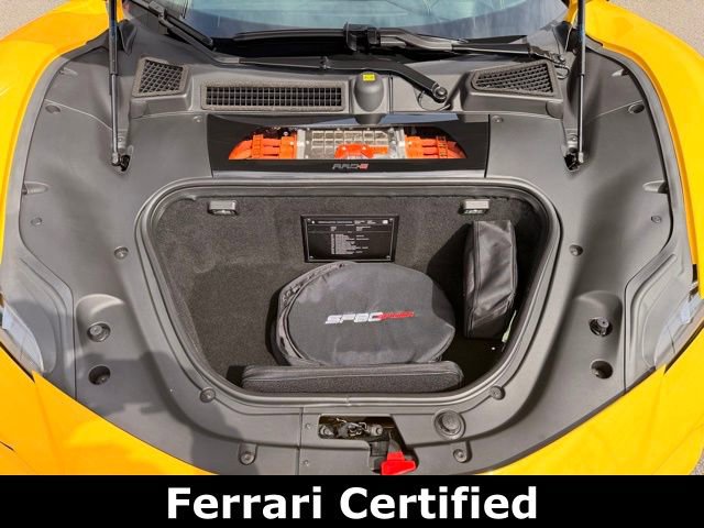 Used 2022 Ferrari SF90 Spider image 35