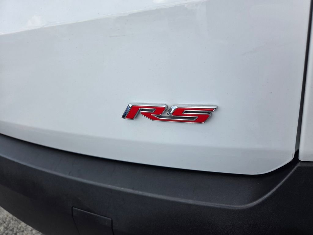 Certified 2023 Chevrolet Traverse RS w/ LPO, Floor Liner Package AWD/4WD image 15