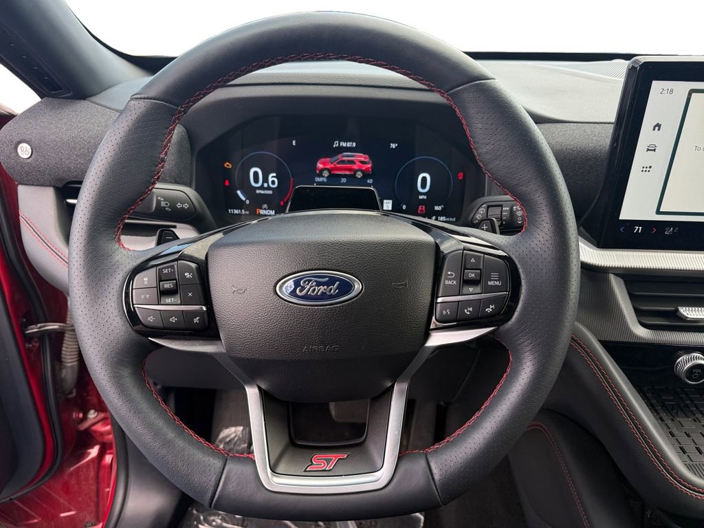 Used 2025 Ford Explorer ST AWD/4WD image 21