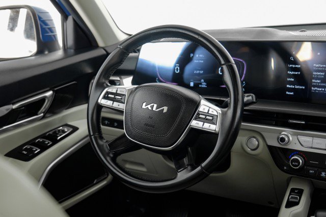 Used 2023 Kia Telluride S w/ S Sunroof Package FWD image 15