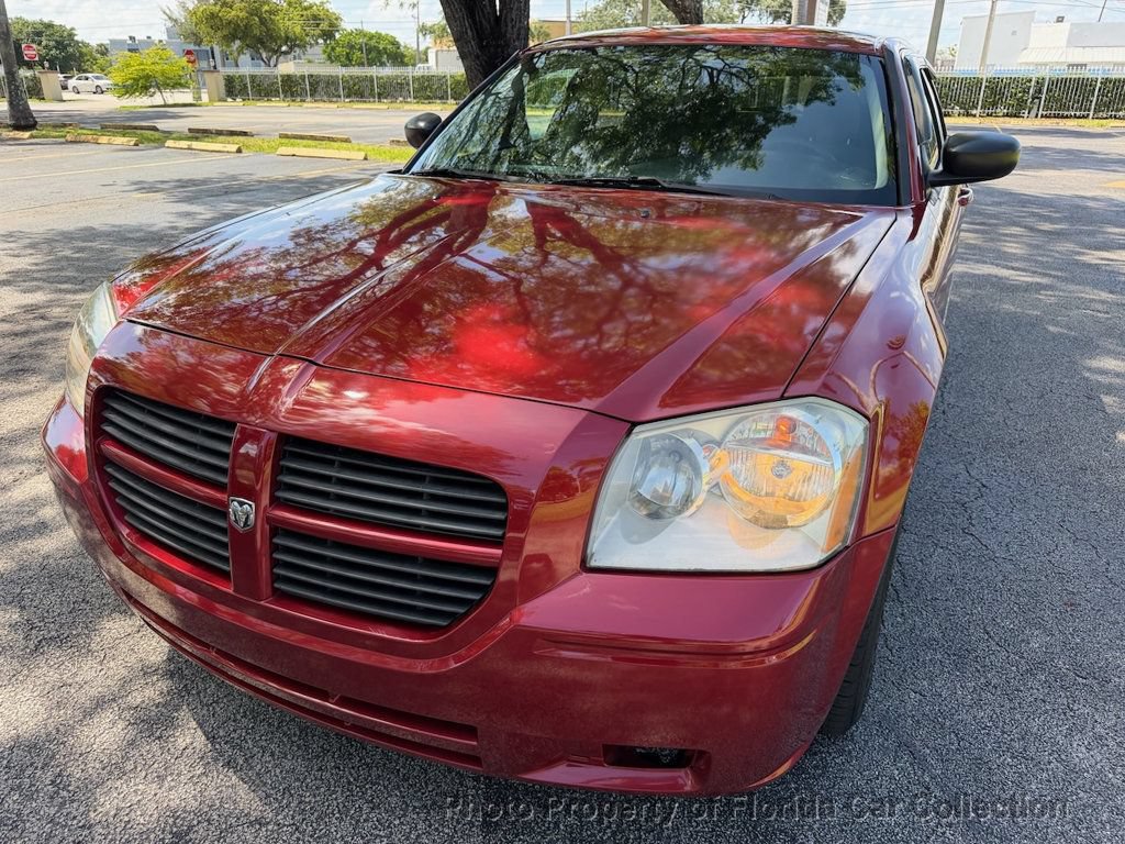 Used 2005 Dodge Magnum SE RWD image 26