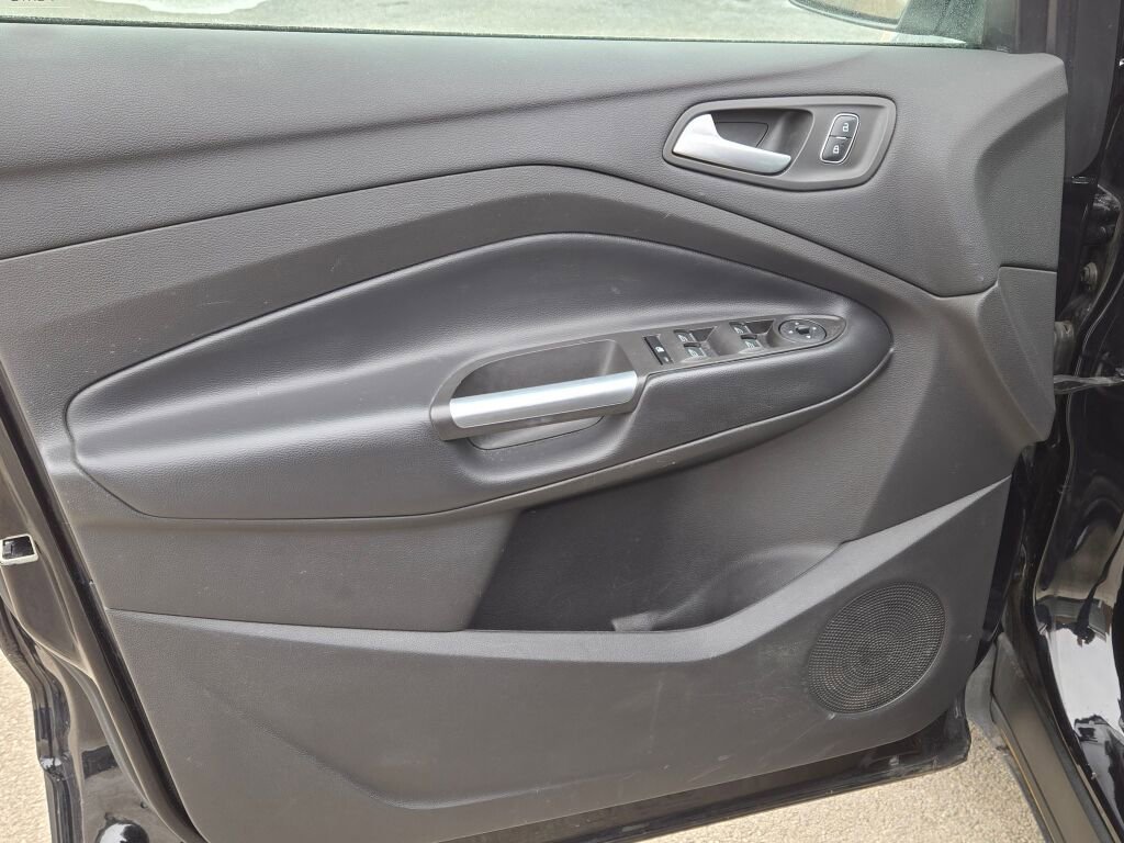 Used 2019 Ford Escape SEL image 27