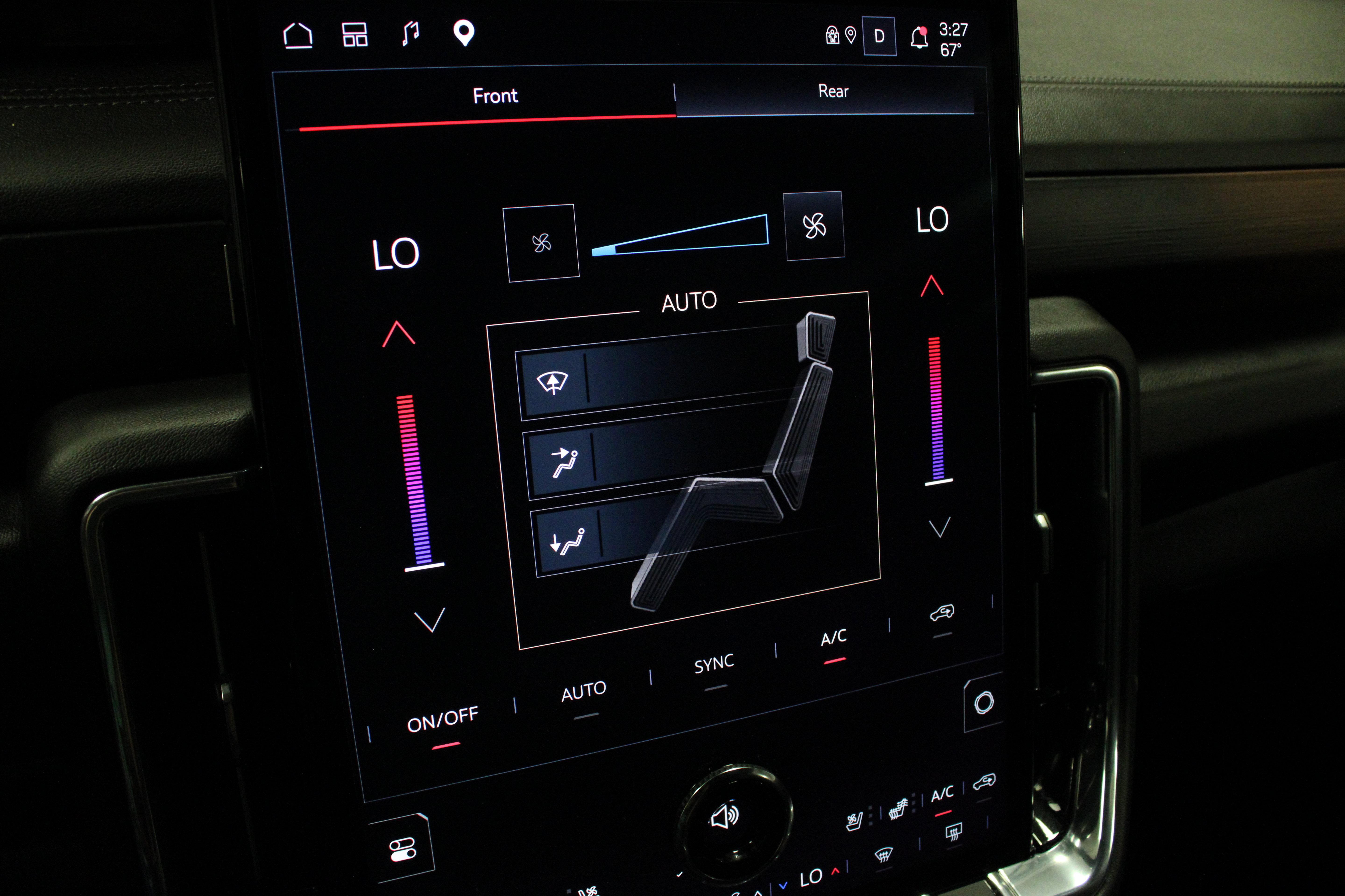 Used 2025 GMC Yukon Denali AWD/4WD image 28