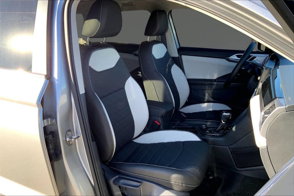 New 2026 Volkswagen Taos SEL AWD/4WD image 11