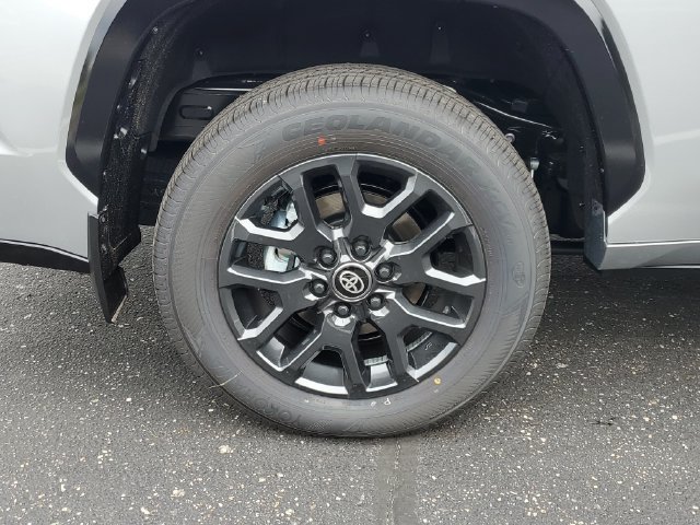 New 2026 Toyota Sequoia Platinum AWD/4WD image 5