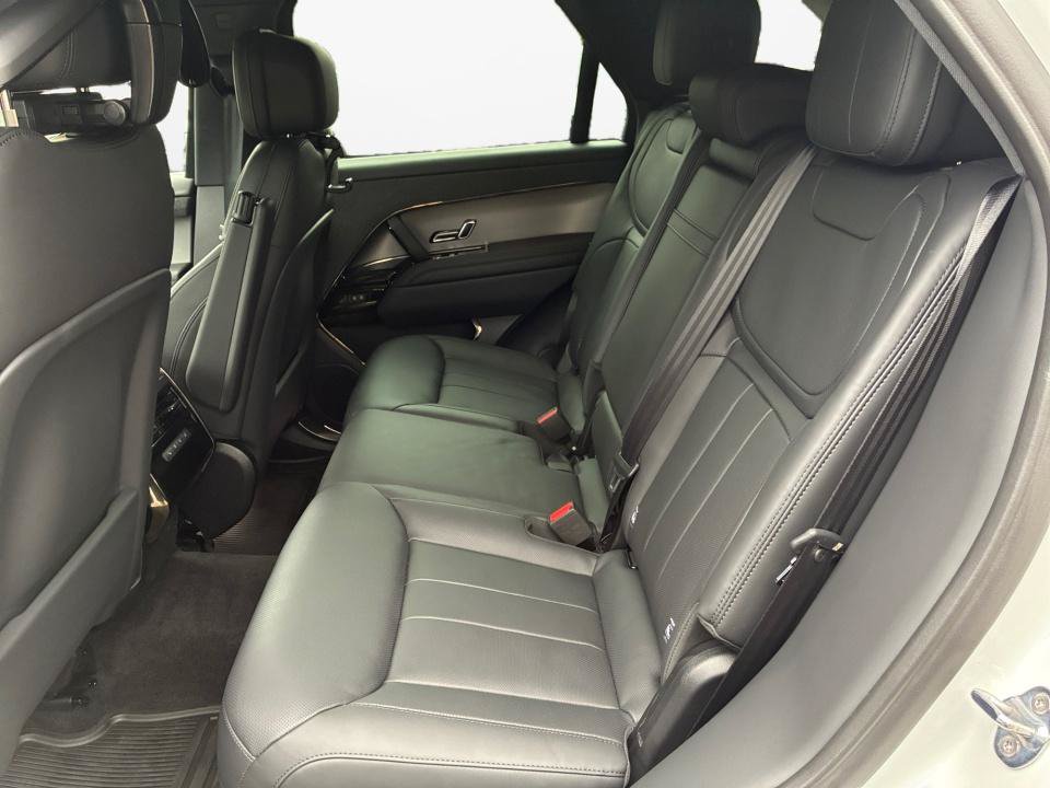 Certified 2025 Land Rover Range Rover Sport Dynamic SE AWD/4WD image 13