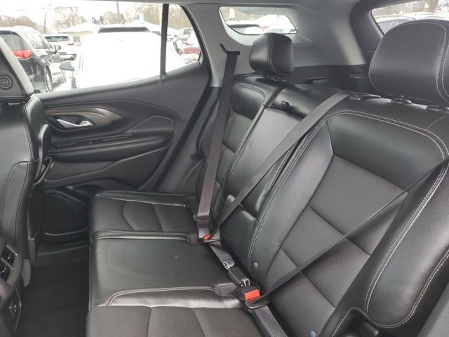 Used 2023 GMC Terrain SLT image 28