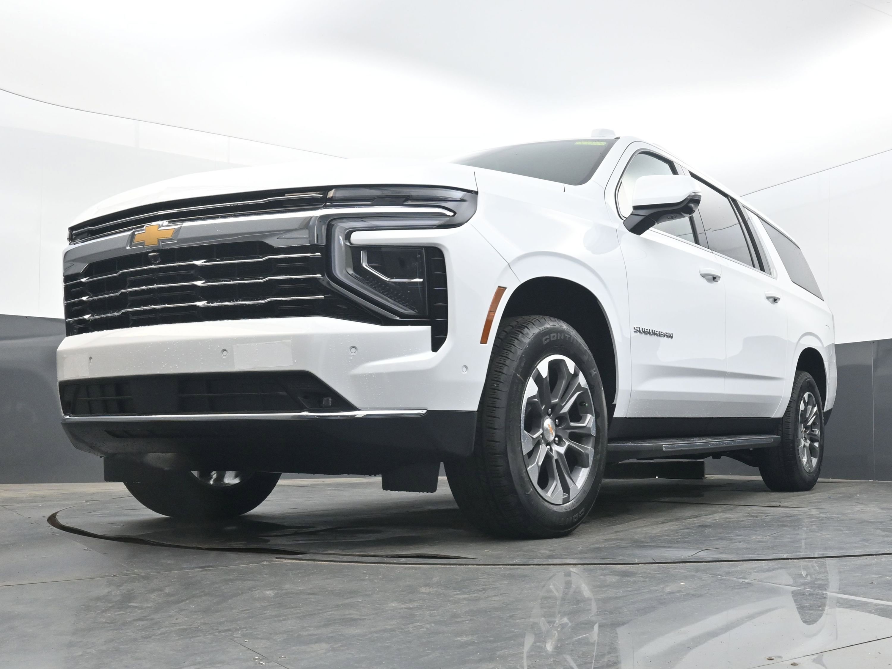 New 2026 Chevrolet Suburban LT w/ Comfort Package image 22