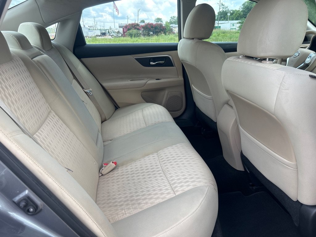 Used 2016 Nissan Altima 2.5 SV FWD image 19