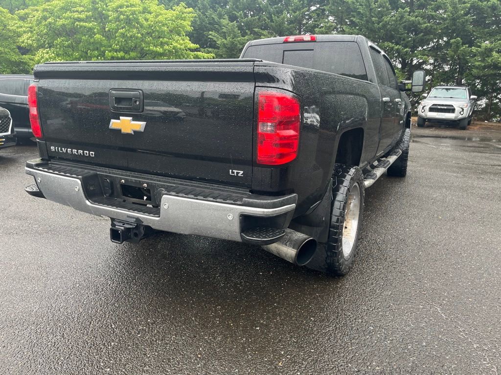 Used 2015 Chevrolet Silverado 3500 LTZ w/ Duramax Plus Package AWD/4WD image 7
