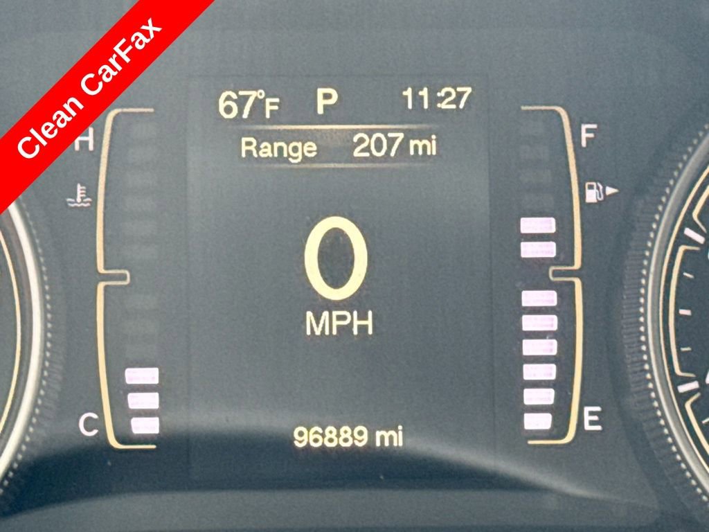 Used 2017 Jeep Cherokee Latitude w/ Cold Weather Group image 3