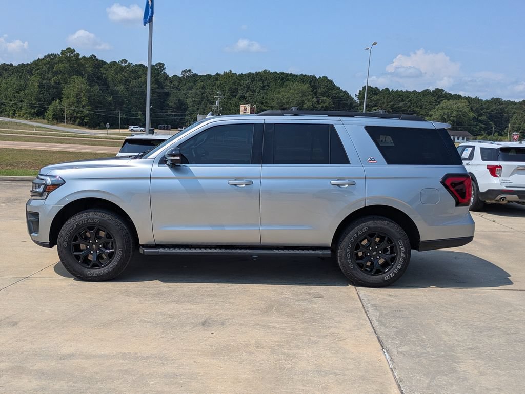 Used 2024 Ford Expedition Timberline AWD/4WD image 2