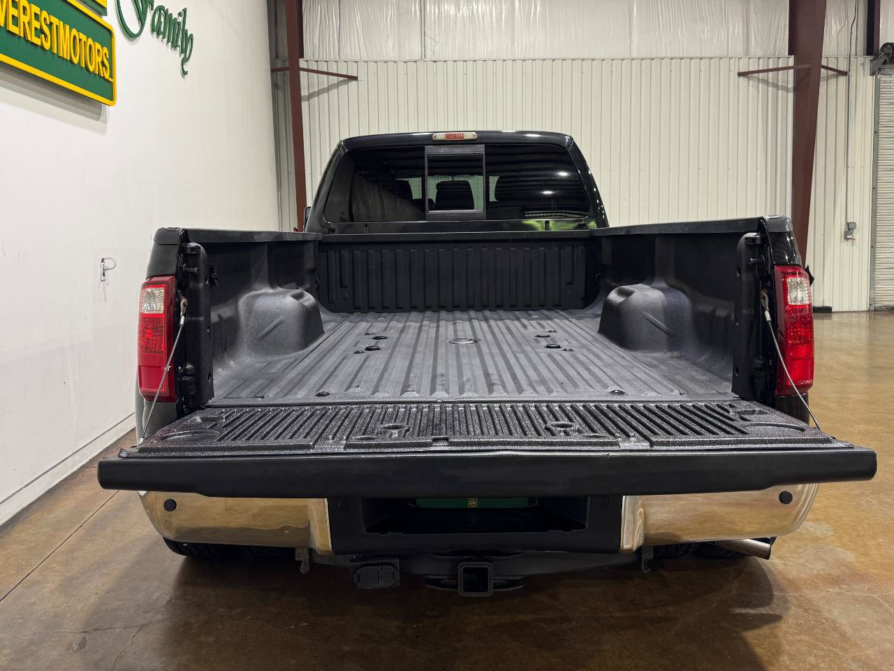 Used 2011 Ford F350 Lariat w/ Chrome Pkg AWD/4WD image 39