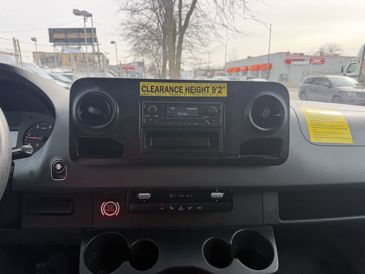 Used 2019 Mercedes-Benz Sprinter 144 image 27