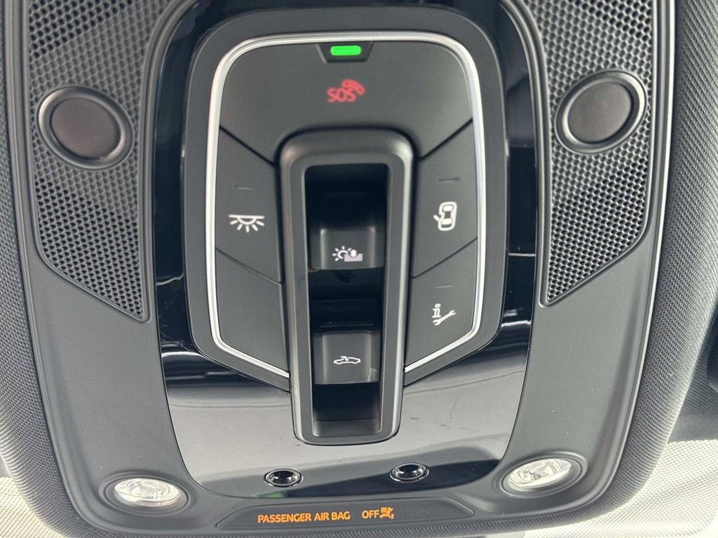 Used 2025 Audi Q7 3.0T Premium Plus image 21