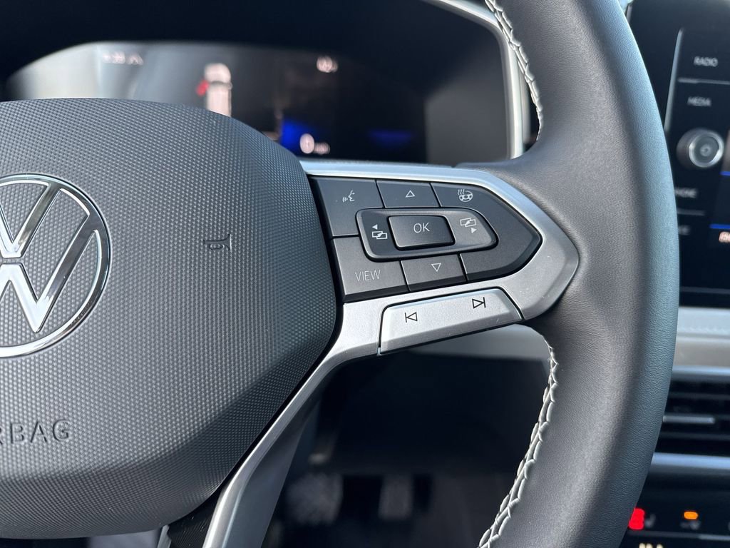 New 2025 Volkswagen Taos SE AWD/4WD image 20