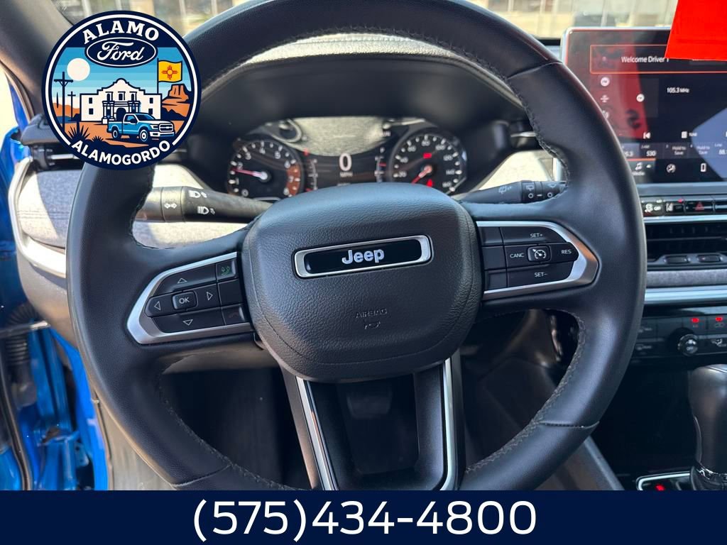 Used 2024 Jeep Compass Latitude image 7