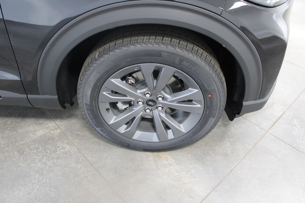 New 2026 Ford Explorer Active w/ Active Comfort Package AWD/4WD image 59