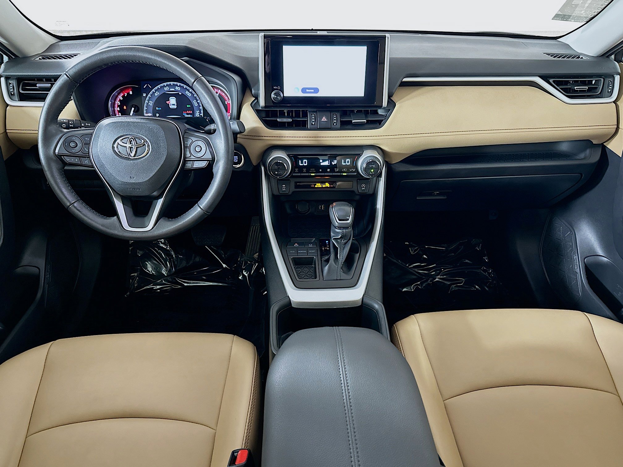 Used 2023 Toyota RAV4 XLE Premium FWD image 26