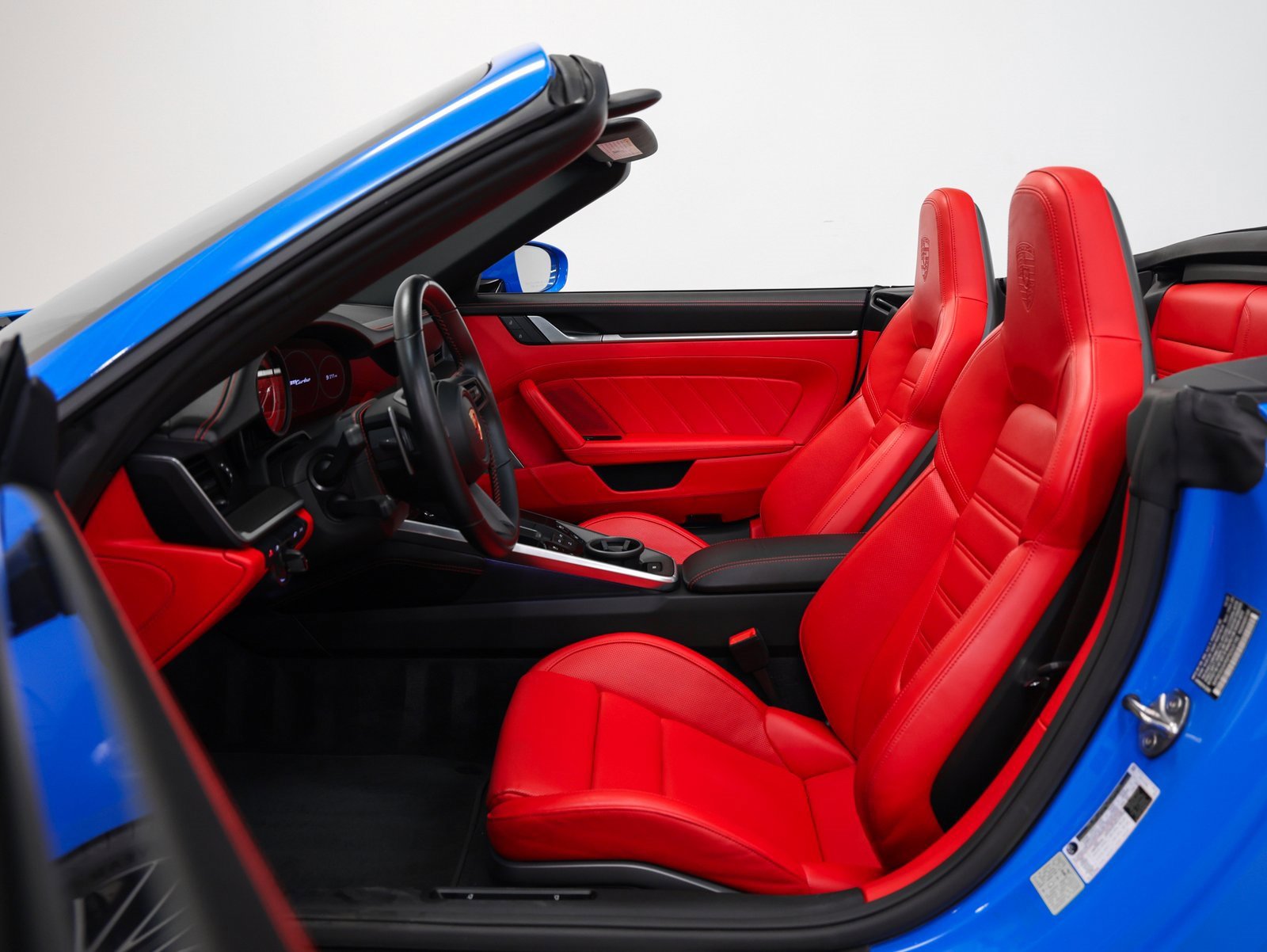 Used 2023 Porsche 911 Turbo image 50