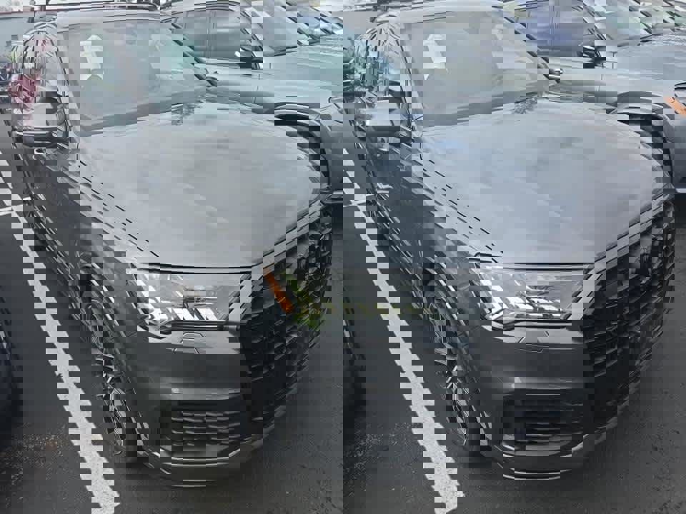 Used 2023 Audi Q7 3.0T Prestige w/ Prestige Package AWD/4WD image 3