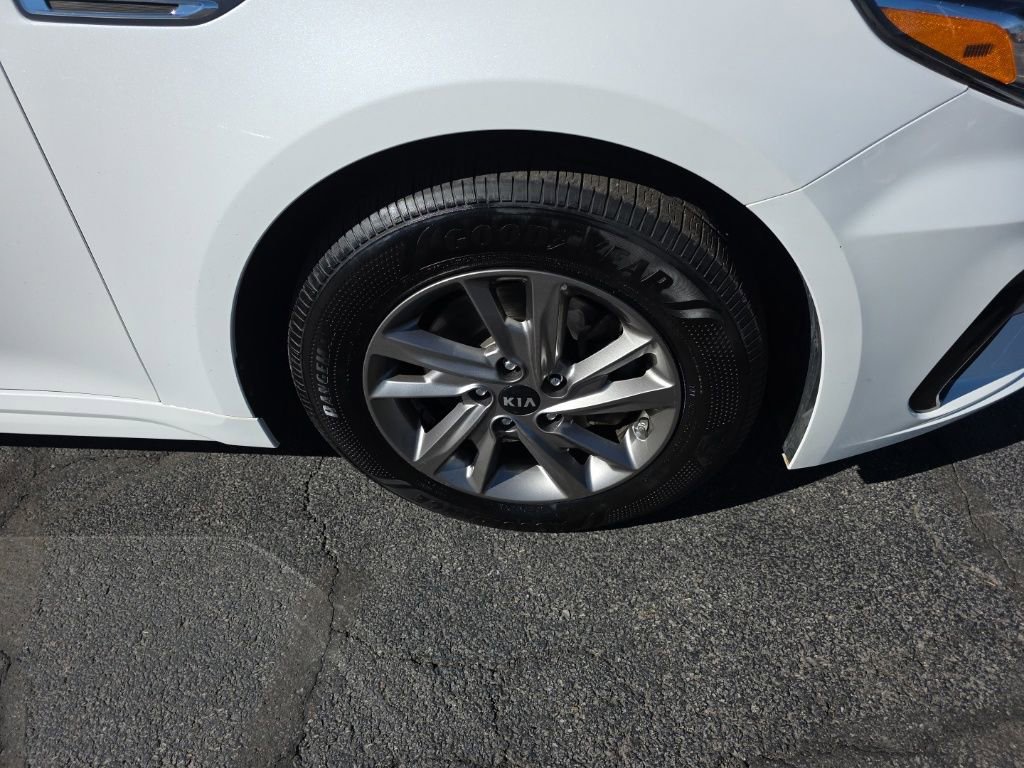 Used 2019 Kia Optima LX image 10