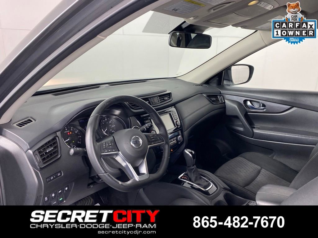 Used 2019 Nissan Rogue SV AWD/4WD image 10