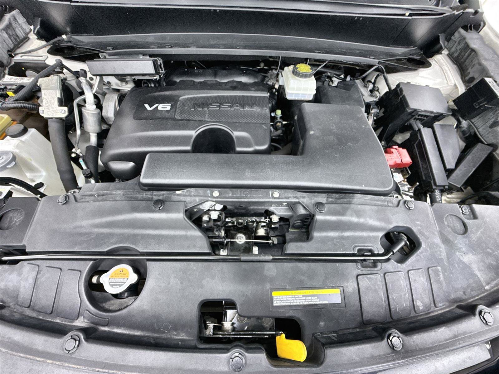 Used 2018 Nissan Pathfinder SL w/ Midnight Edition Package image 2