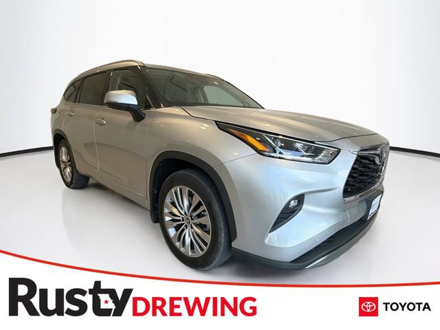 Certified 2022 Toyota Highlander Platinum