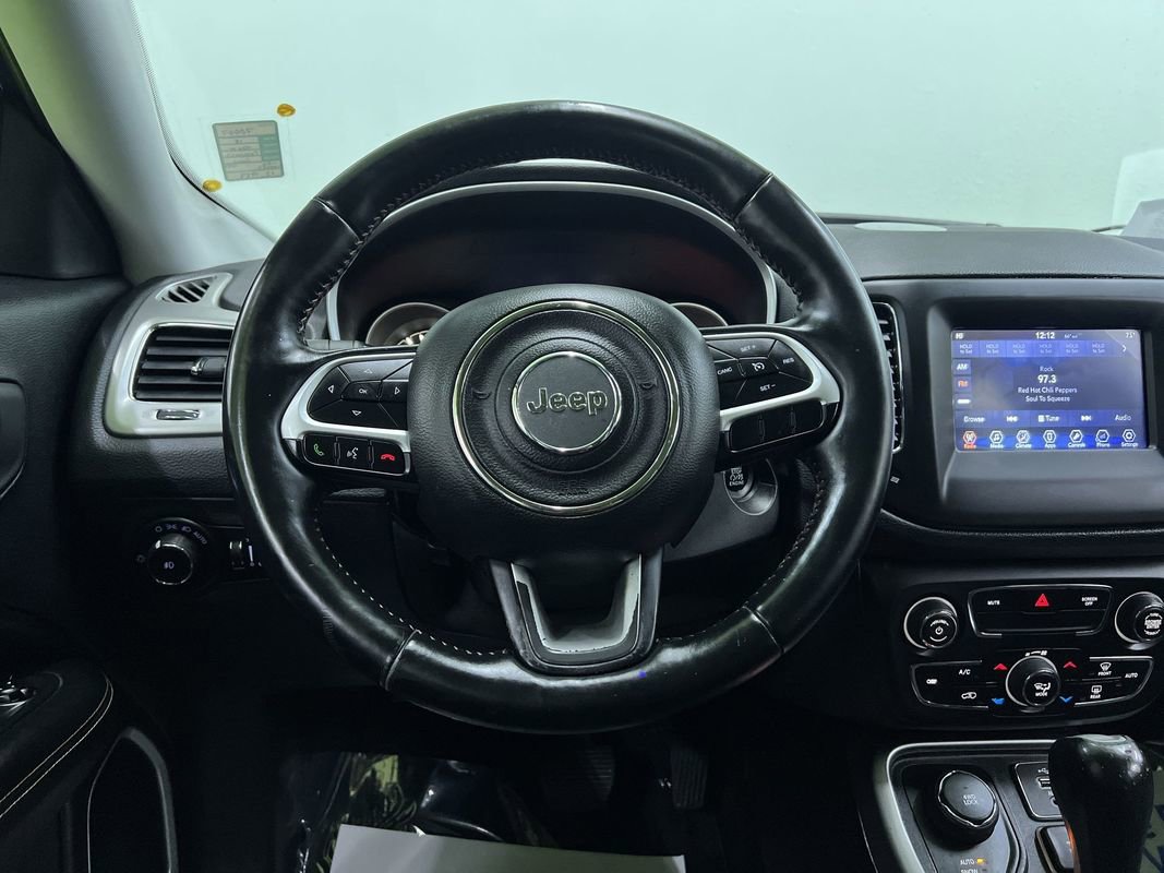 Used 2018 Jeep Compass Latitude w/ Popular Equipment Group AWD/4WD image 20