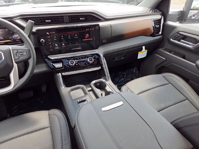 New 2026 GMC Sierra 2500 Denali w/ Max Trailering Package AWD/4WD image 35