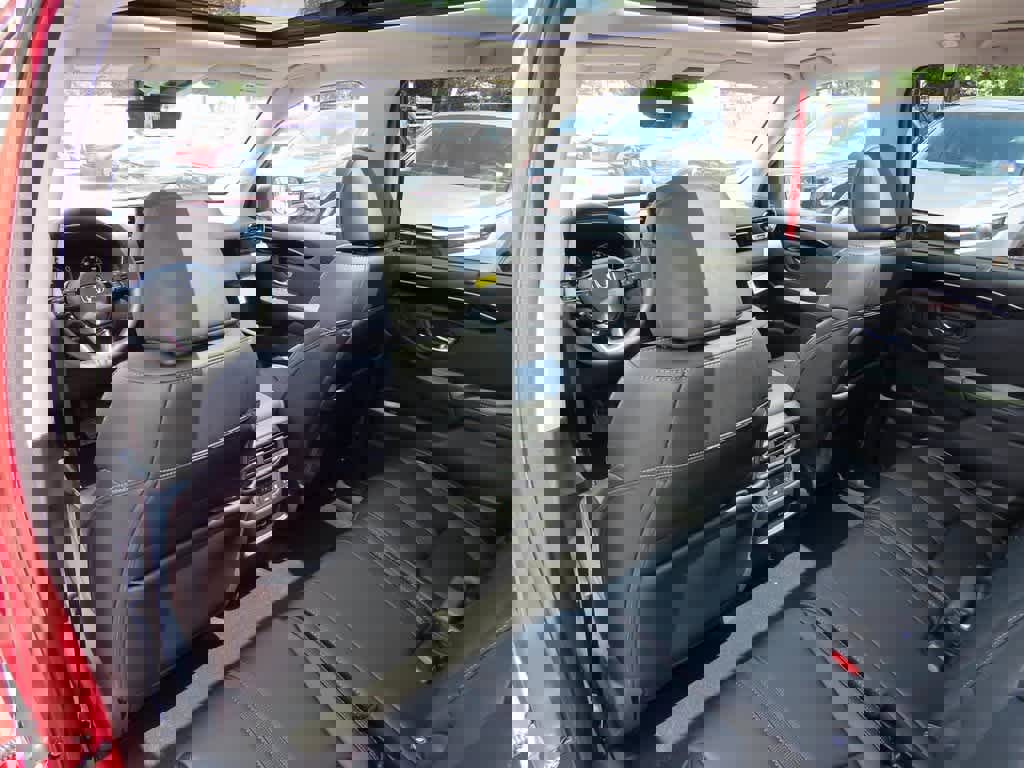 New 2025 Honda Pilot Touring image 15