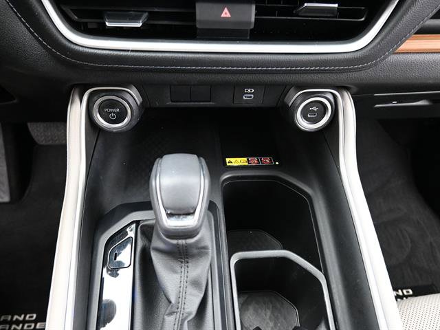 Used 2024 Toyota Grand Highlander Limited image 14