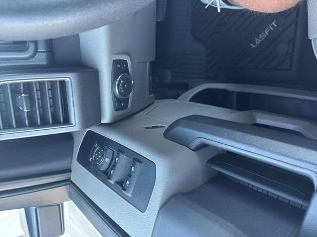 Used 2022 Ford F250 XL w/ STX Appearance Package image 17