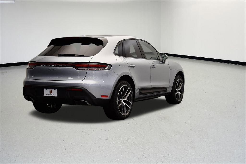 Used 2025 Porsche Macan Turbo image 7