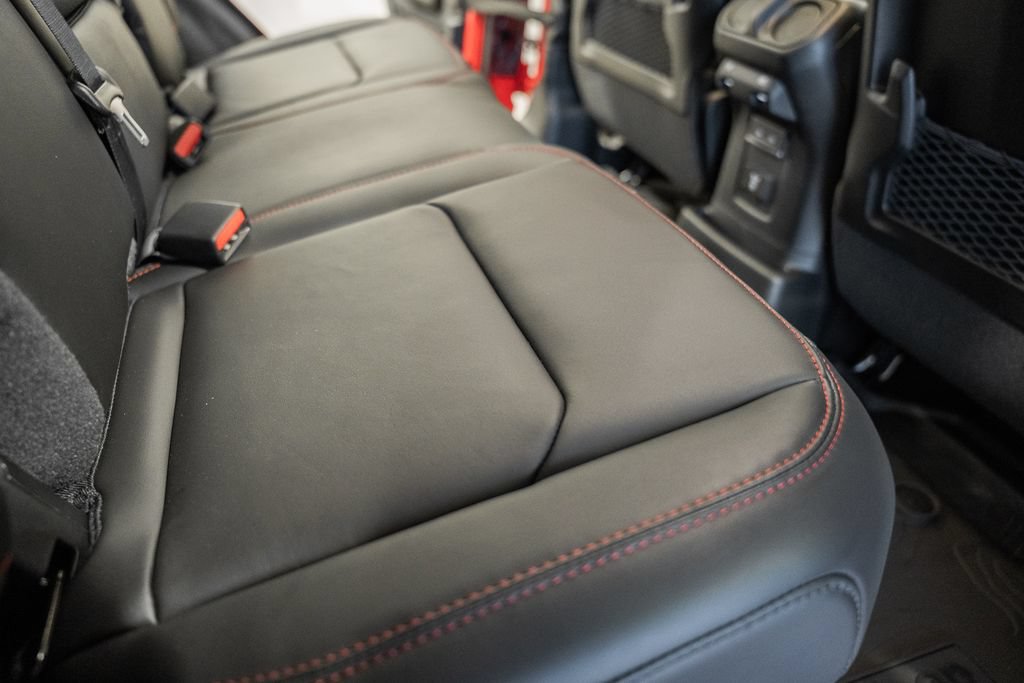 New 2026 Jeep Wrangler Unlimited Rubicon AWD/4WD image 33