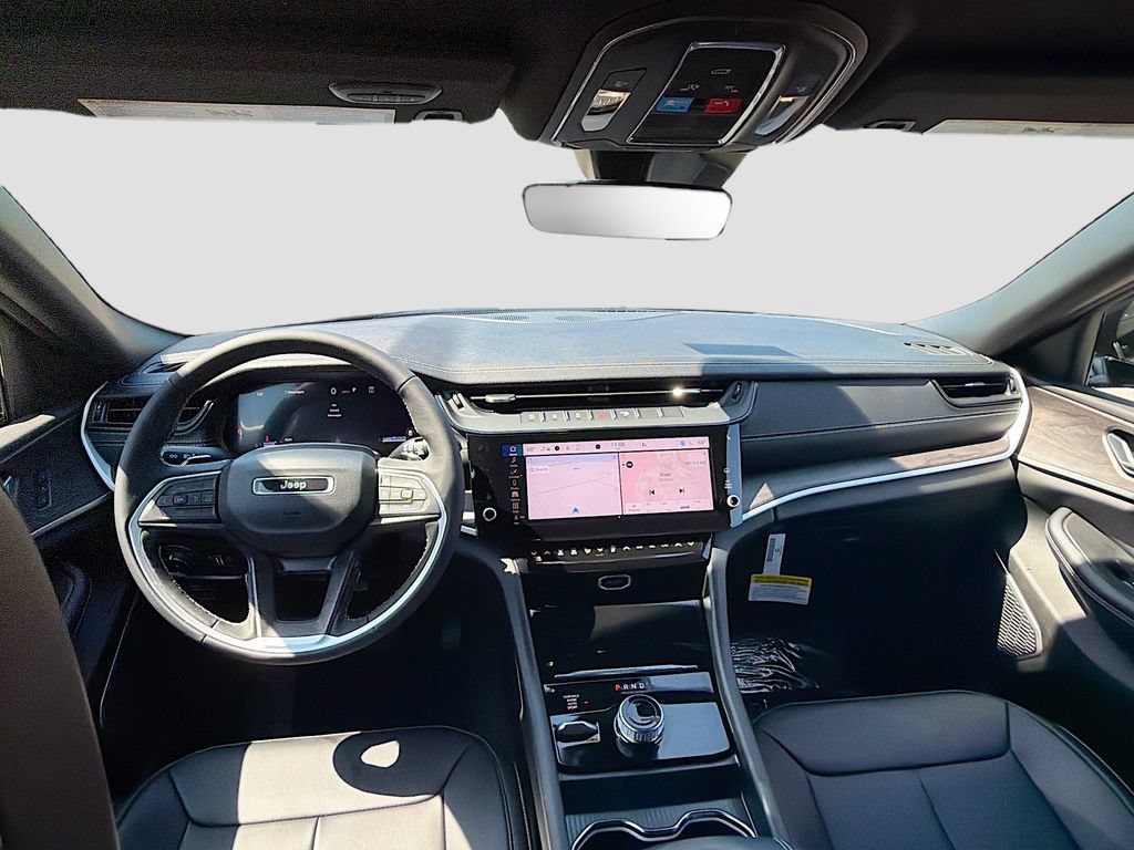 New 2026 Jeep Grand Cherokee Limited AWD/4WD image 16