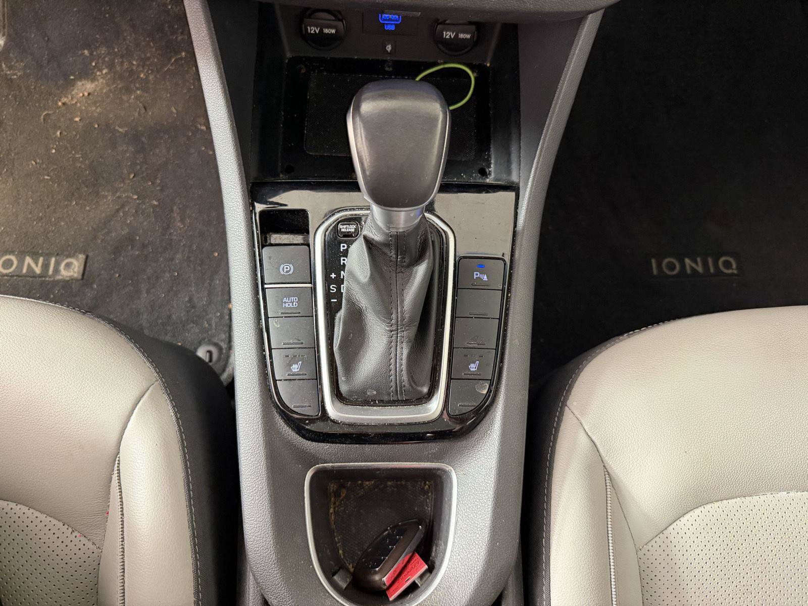 Used 2021 Hyundai Ioniq Limited FWD image 23