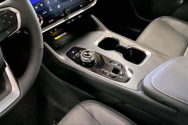 New 2026 Lexus RZ 450e AWD image 8