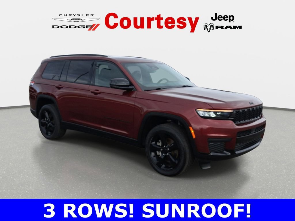 Certified 2023 Jeep Grand Cherokee L Laredo AWD/4WD image 1