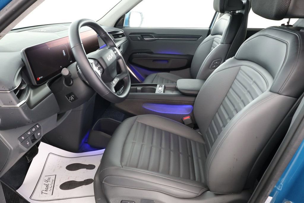 Used 2024 Kia EV9 Land image 20