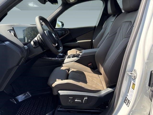 Used 2025 BMW X3 xDrive30i w/ Convenience Package image 5